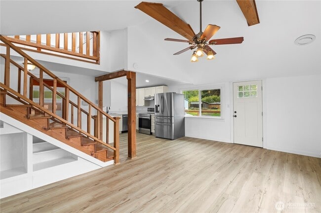 2565 Finkbonner Rd in Bellingham, WA - Building Photo - Building Photo