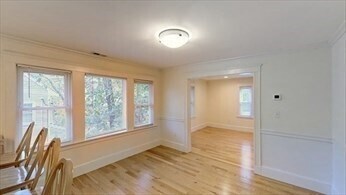 53 Vine St in Lexington, MA - Foto de edificio - Building Photo