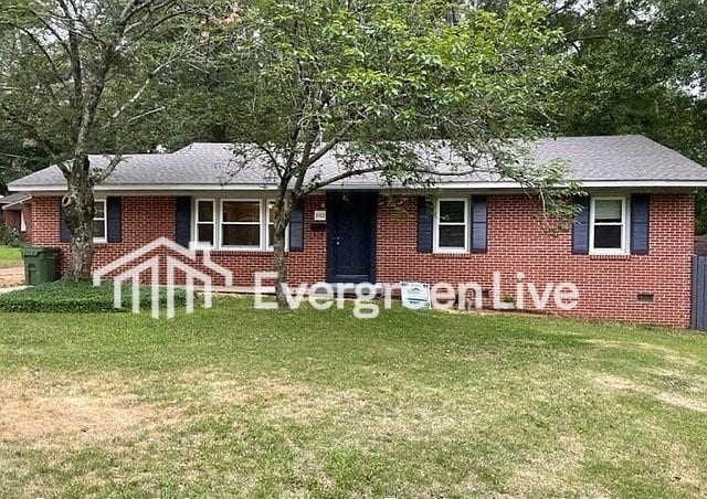 property at 302 Sumerset Dr