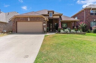 532 Darlington Trail in Fort Worth, TX - Building Photo