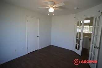 7318 Cupio St in Bakersfield, CA - Building Photo - Building Photo