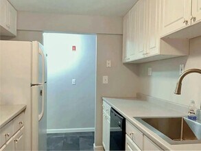 58 Anderson Rd in Katonah, NY - Building Photo - Building Photo