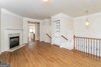 1711 Highlands View Dr in Smyrna, GA - Building Photo - Building Photo
