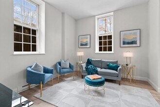 65 Glen Rd in Brookline, MA - Building Photo - Building Photo