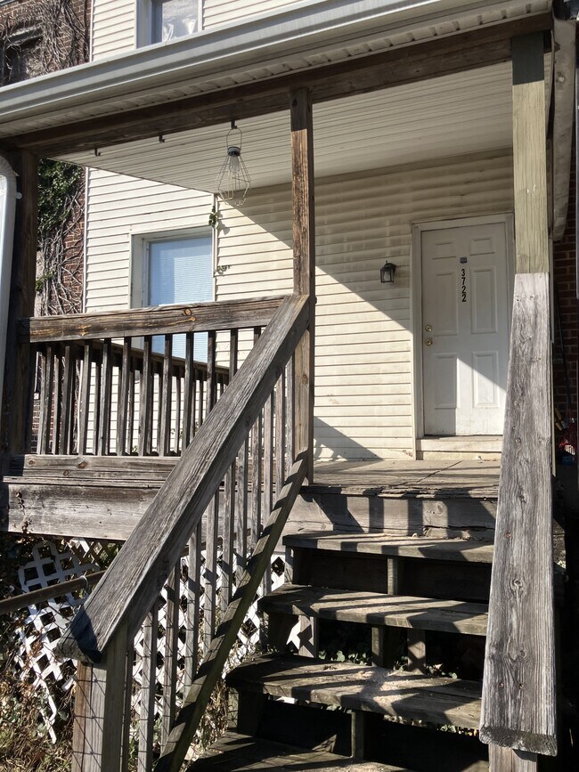 3722 Manchester Ave in Baltimore, MD - Building Photo - Building Photo