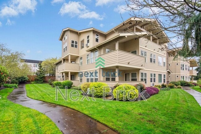 430 SW 156th St in Burien, WA - Building Photo - Building Photo