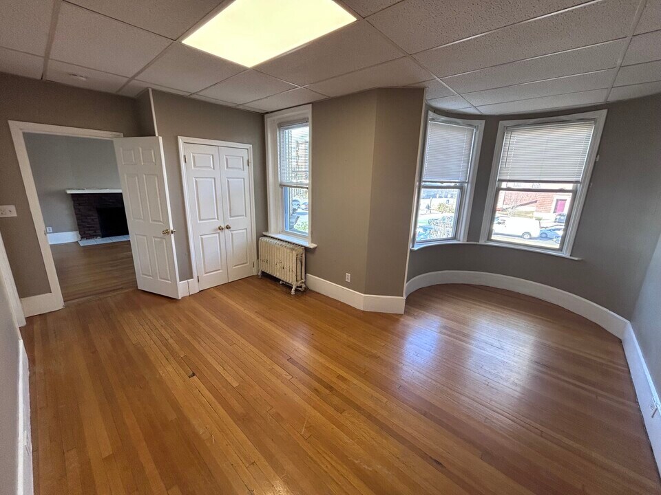 874 Beacon St, Unit 21 in Boston, MA - Foto de edificio