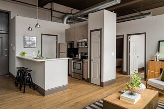 Lafayette Lofts in St. Louis, MO - Foto de edificio - Building Photo