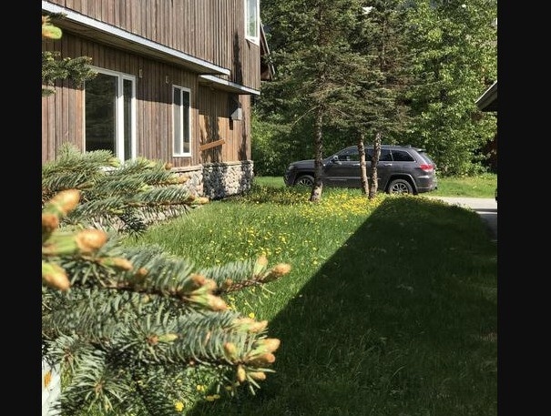 353 Hightower Rd in Anchorage, AK - Building Photo - Building Photo