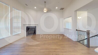 2232 Southwick Dr in Lewisville, TX - Foto de edificio - Building Photo