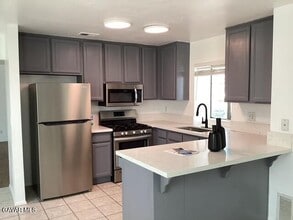 3030 Twincreek Ave in Palmdale, CA - Building Photo - Building Photo