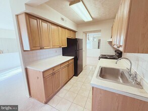 7716 Hanover Pkwy in Greenbelt, MD - Building Photo - Building Photo