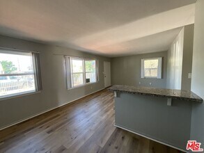 214 S Ramona St in Hemet, CA - Building Photo - Building Photo