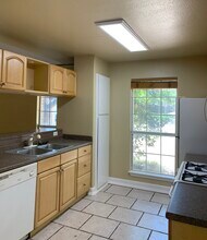 1923 Nicole Cir in Round Rock, TX - Building Photo - Building Photo