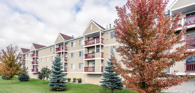 SummerField Crookston 55+ place apartments in Crookston, MN - Building Photo - Primary Photo