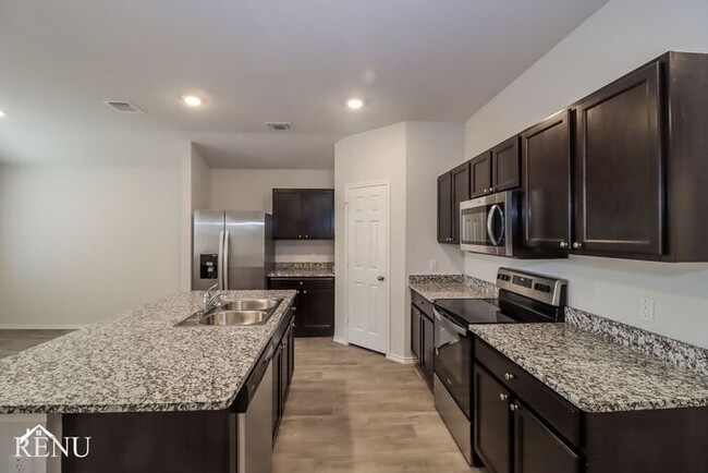 384 Jacquard Ct in Troy, TX - Building Photo - Building Photo