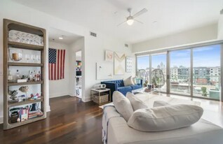 1100 Howell Mill Rd NW in Atlanta, GA - Building Photo