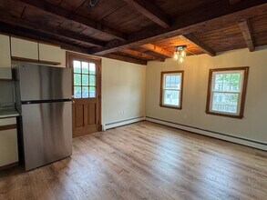 13 Lovett St in Beverly, MA - Building Photo - Building Photo