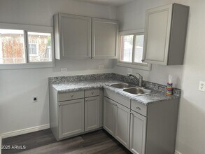 737 S 2nd St in Phoenix, AZ - Building Photo - Building Photo