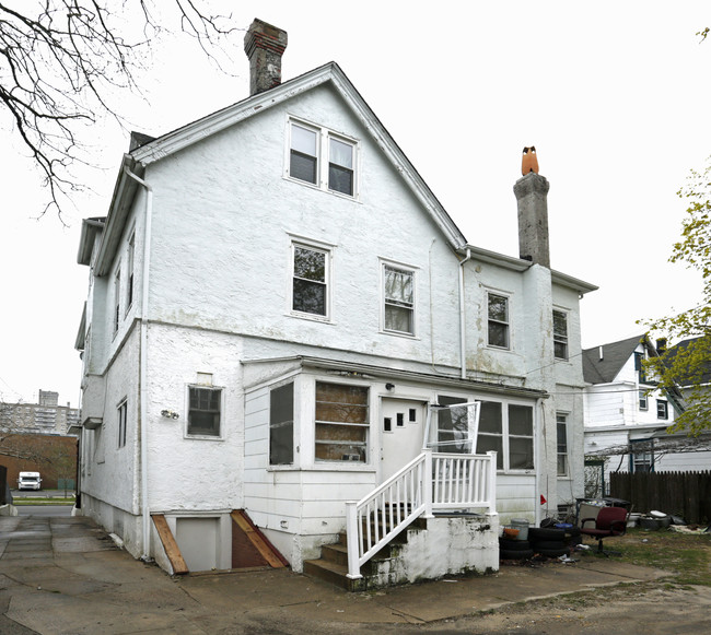 605 1st Ave in Asbury Park, NJ - Foto de edificio - Building Photo