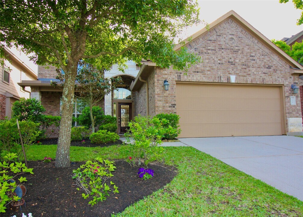 158 Black Swan Pl in Magnolia, TX - Building Photo