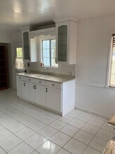 253 5th Ave, Unit 253 in Venice, CA - Building Photo - Building Photo