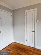 206 E Windsor Ave, Unit 202 in Alexandria, VA - Building Photo - Building Photo