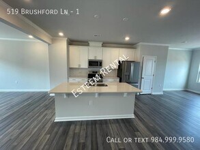 519 Brushford Ln in Wake Forest, NC - Building Photo - Building Photo