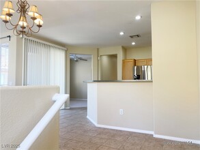 10190 Deerfield Beach Ave in Las Vegas, NV - Building Photo - Building Photo