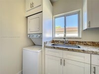 1090 NE 115th St photo'