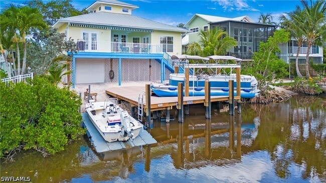 1296 Grand Canal Dr in Naples, FL - Building Photo - Building Photo