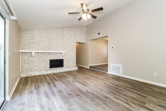 5427 Covent Way in Lithonia, GA - Building Photo - Building Photo