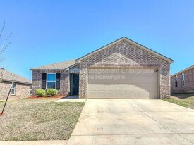 9704 Saddle Dr in Yukon, OK - Building Photo