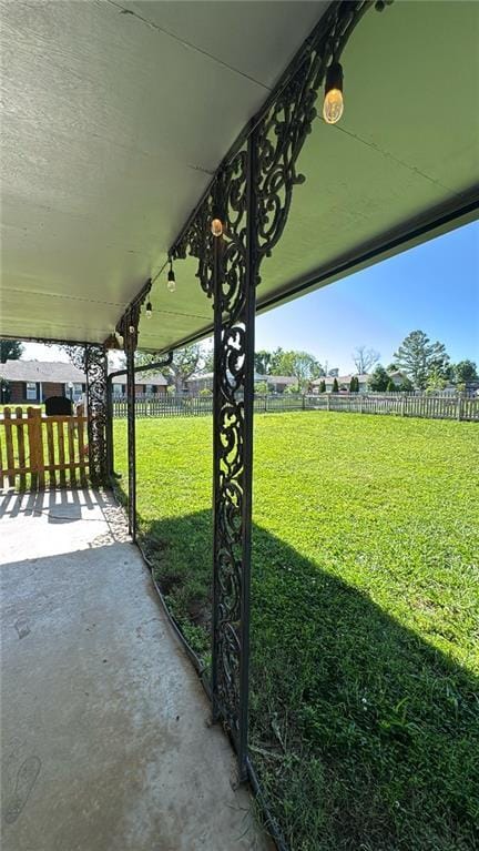 property at 916 S 16th St