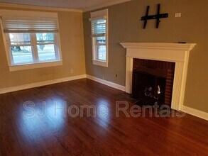 227 Delview Ln in Delanco, NJ - Building Photo - Building Photo