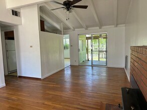 1450 Riviera Dr in Redding, CA - Building Photo - Building Photo