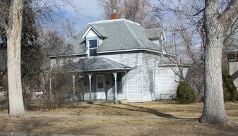 1229 12th St in Greeley, CO - Building Photo