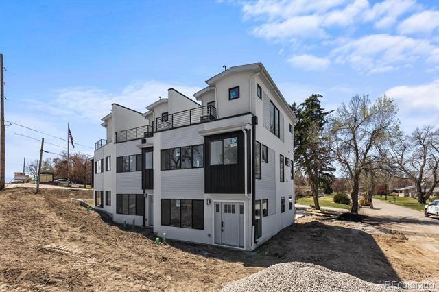 property at 2233 Kipling St