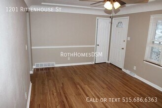 1201 Rittenhouse St in Des Moines, IA - Building Photo - Building Photo