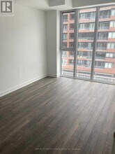 100-100 Eagle Rock Way in Vaughan, ON - Building Photo - Building Photo