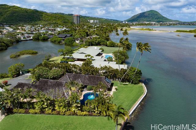 5949 Kalaniana?ole Hwy in Honolulu, HI - Building Photo - Building Photo