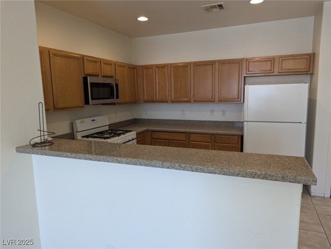 property at 4437 Dover Straight St