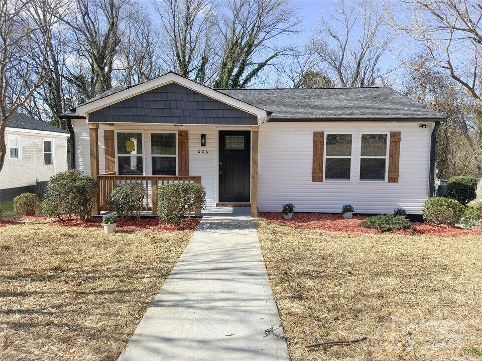 226 Malvern Dr SW in Concord, NC - Building Photo