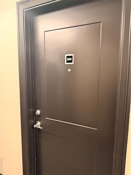 122 Greenwich Ave, Unit 204 in Goshen, NY - Building Photo - Building Photo