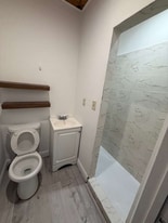 3033-3033 NW 15th St in Miami, FL - Building Photo