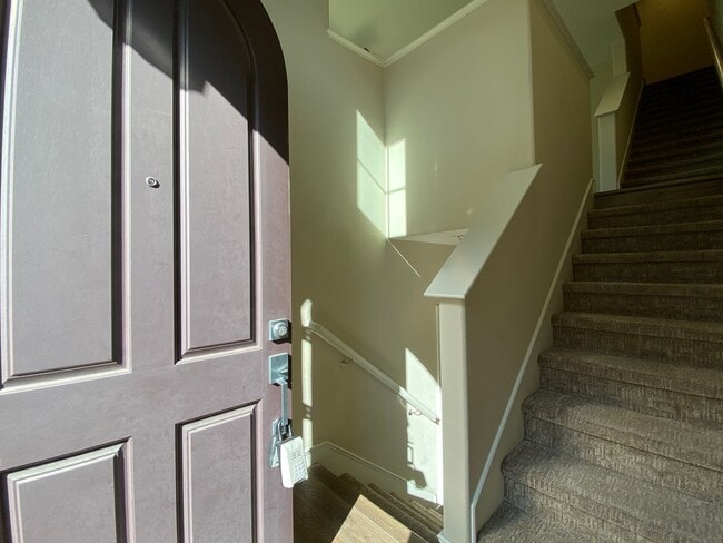 4351 Harbor Way in Oceanside, CA - Foto de edificio - Building Photo