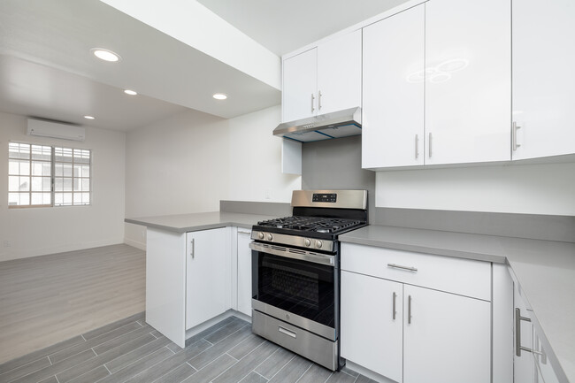 1511 Venice Blvd in Venice, CA - Building Photo - Interior Photo