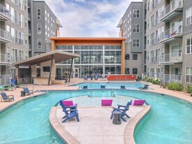 Veranda Highpointe in Denver, CO - Building Photo