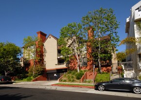 Parc Lucerne in Los Angeles, CA - Building Photo