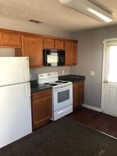 1114 Phelissa Dr in La Vergne, TN - Building Photo - Building Photo